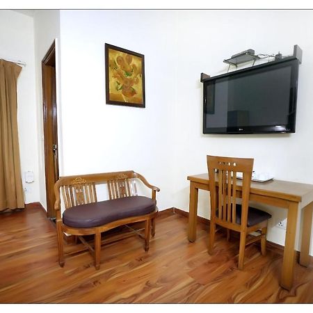 Hotel Oscar - Hauz Khas Νέο Δελχί Εξωτερικό φωτογραφία