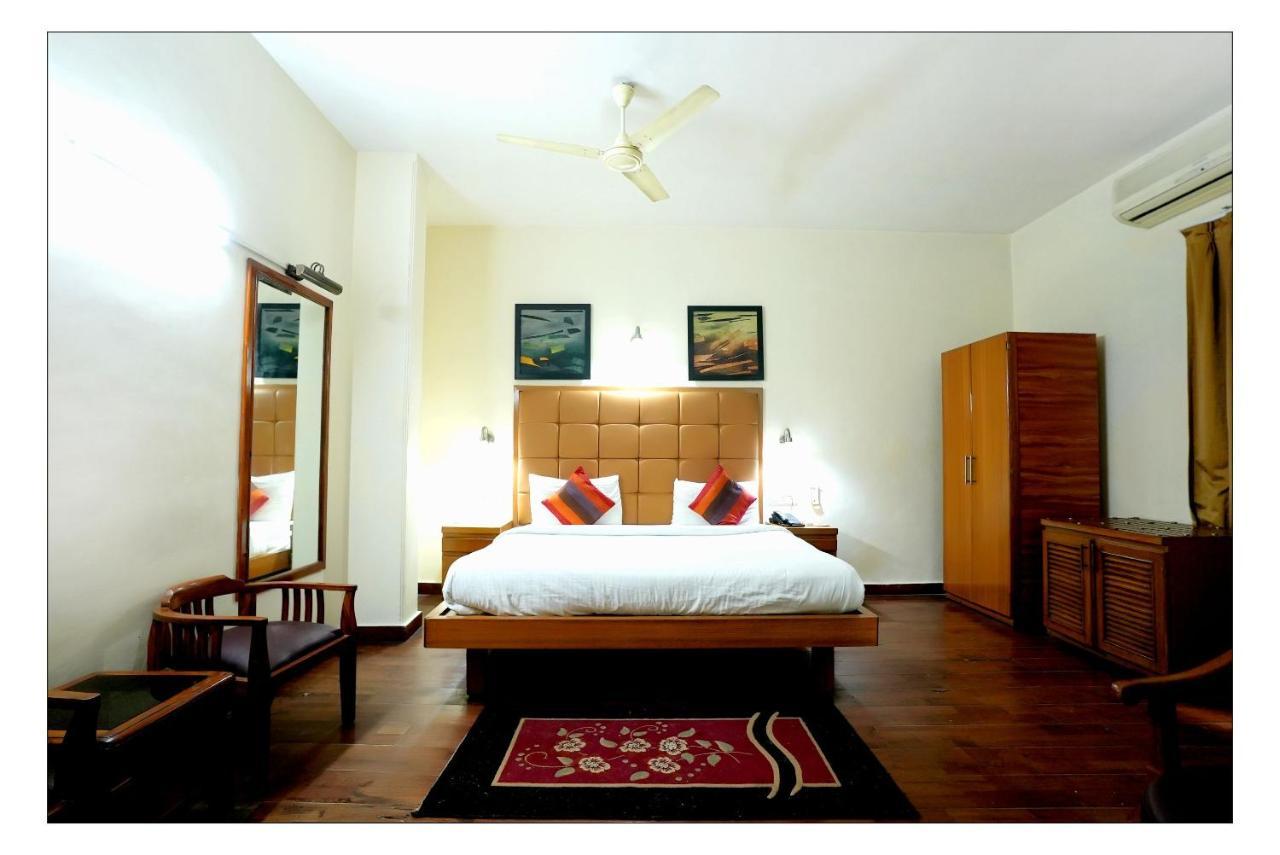 Hotel Oscar - Hauz Khas Νέο Δελχί Εξωτερικό φωτογραφία
